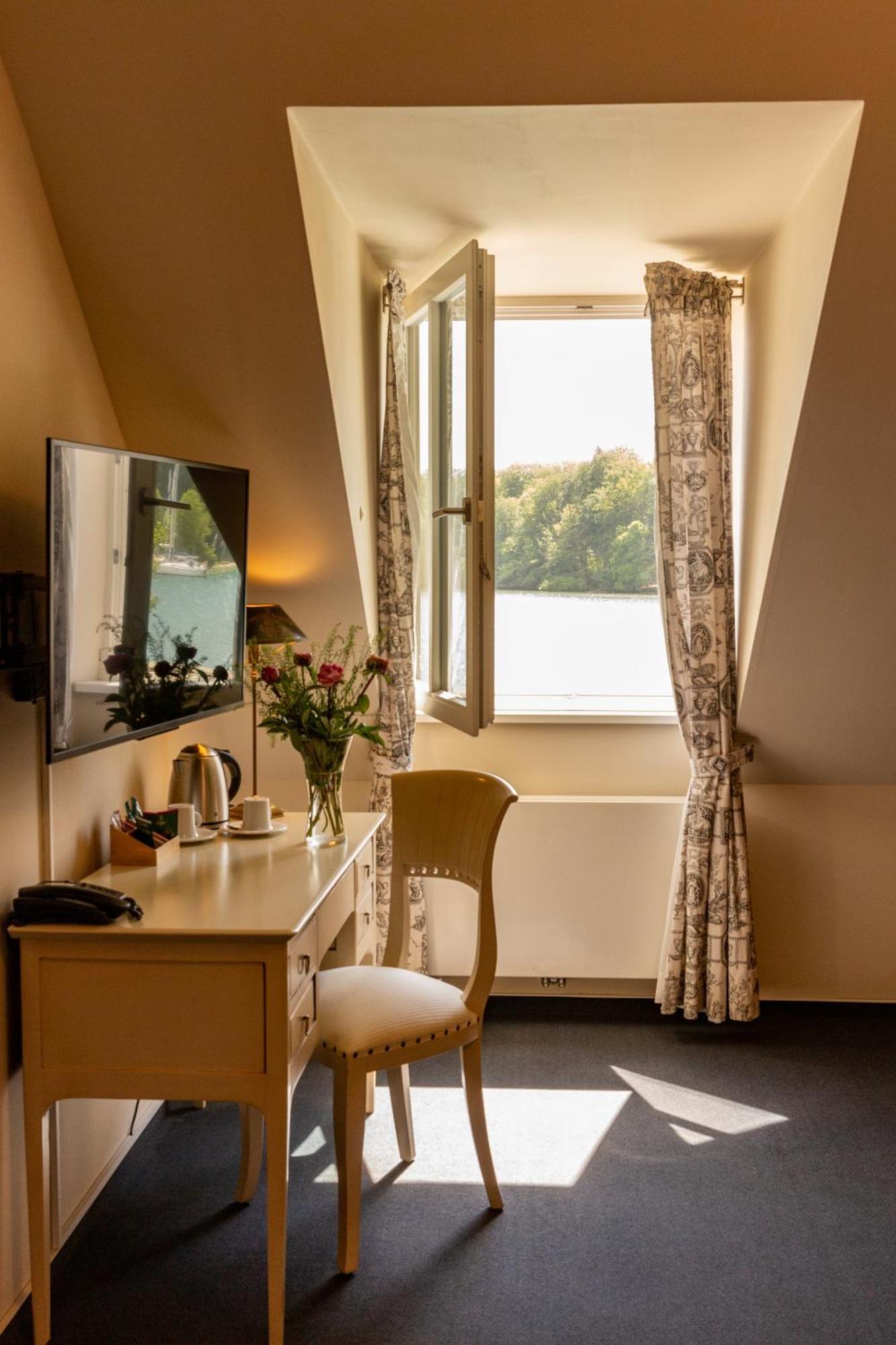 Cafe Wildau Hotel & Restaurant Am Werbellinsee Шорфхайде Экстерьер фото